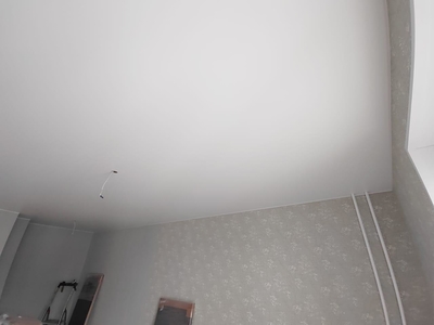Простые белые-матовые натяжные потолки в 4 помещения 