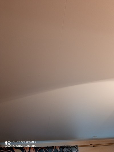 Шов на натяжном потолке - Фото 4