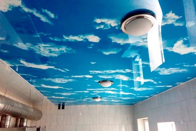Натяжной потолок с фотопечатью небо